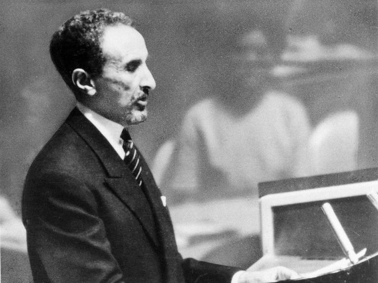 Der äthiopische Kaiser Haile Selassie I. in New York bei seiner Rede vor der Generalversammlung der Vereinten Nationen.