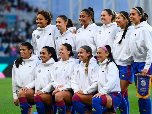 21st July 2023: Dunedin, New Zealand. The Philippines team line up, Mannschaftsbild, Totale FIFA Women& x2019s World Cup match between the Philippines and Switzerland held at the Dunedin Stadium, Dunedin, New Zealand PUBLICATIONxNOTxINxUK ActionPlus12533033 BlakexArmstrong