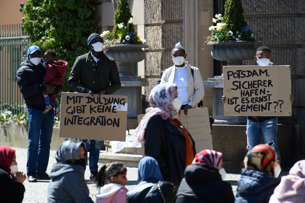 Protest gegen Abschiebung und Kettenduldung in Potsdam, April 2021