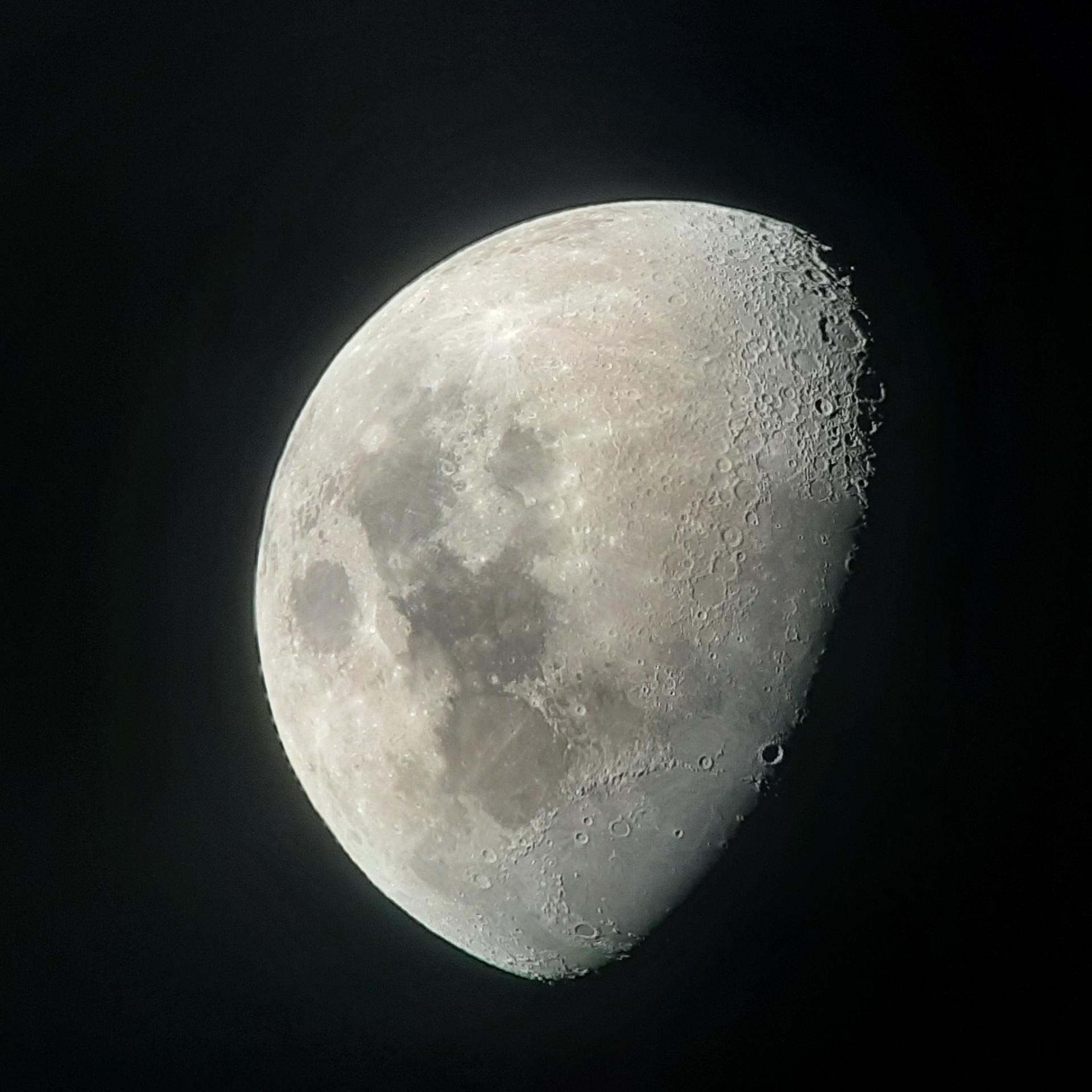 Der zunehmende Mond: Flüge zum Mond sind mühsam - einfach hoch klettern konnte nur Baron Münchhausen