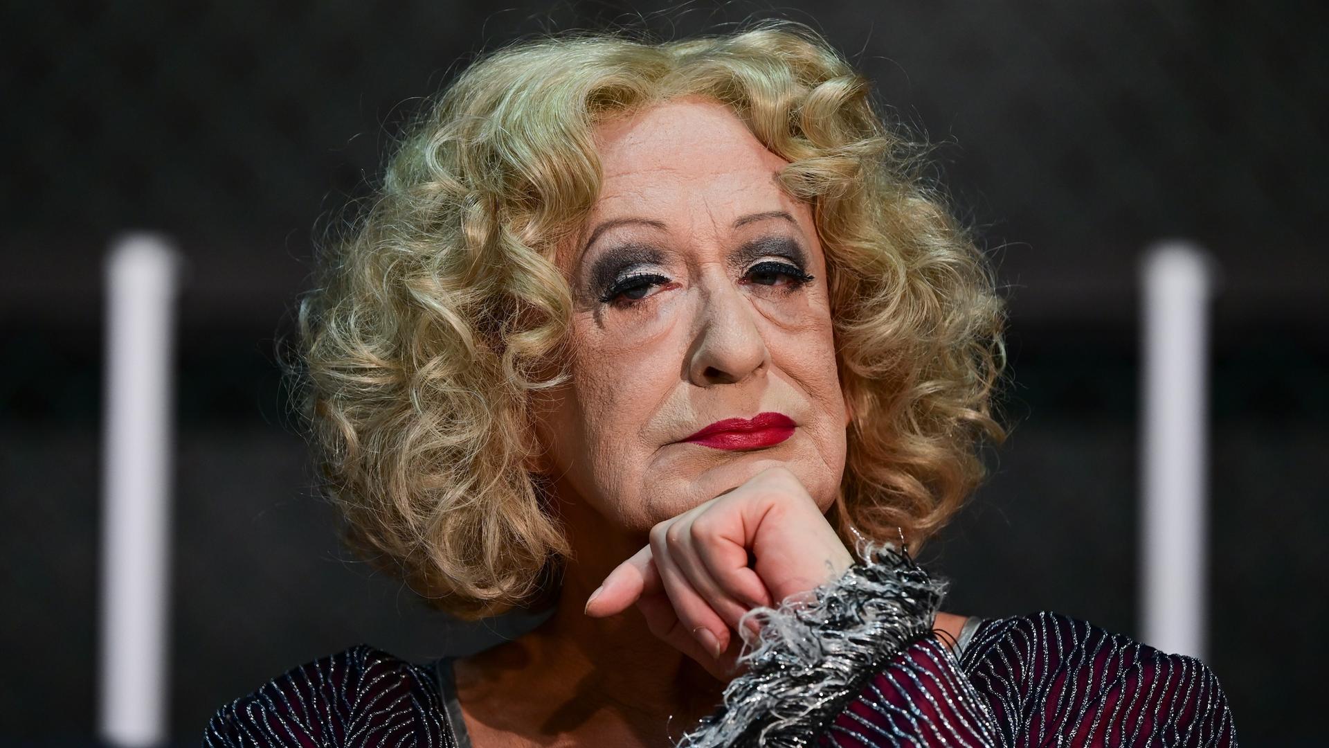 Schauspielerin Lilo Wanders, aufgenommen beim Probenbeginn der "Dreigroschenoper" bei den Bad Hersfelder Festspielen im Jahr 2024.