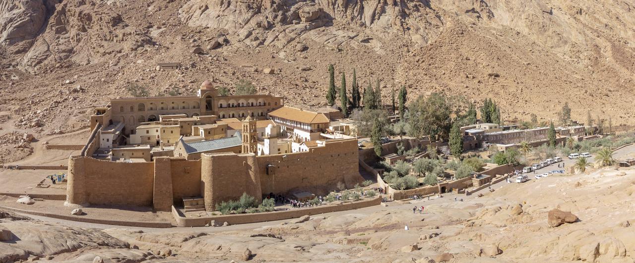 Blick auf das Kloster unterhalb des Sinai Blick auf das Kloster unterhalb des Sinai