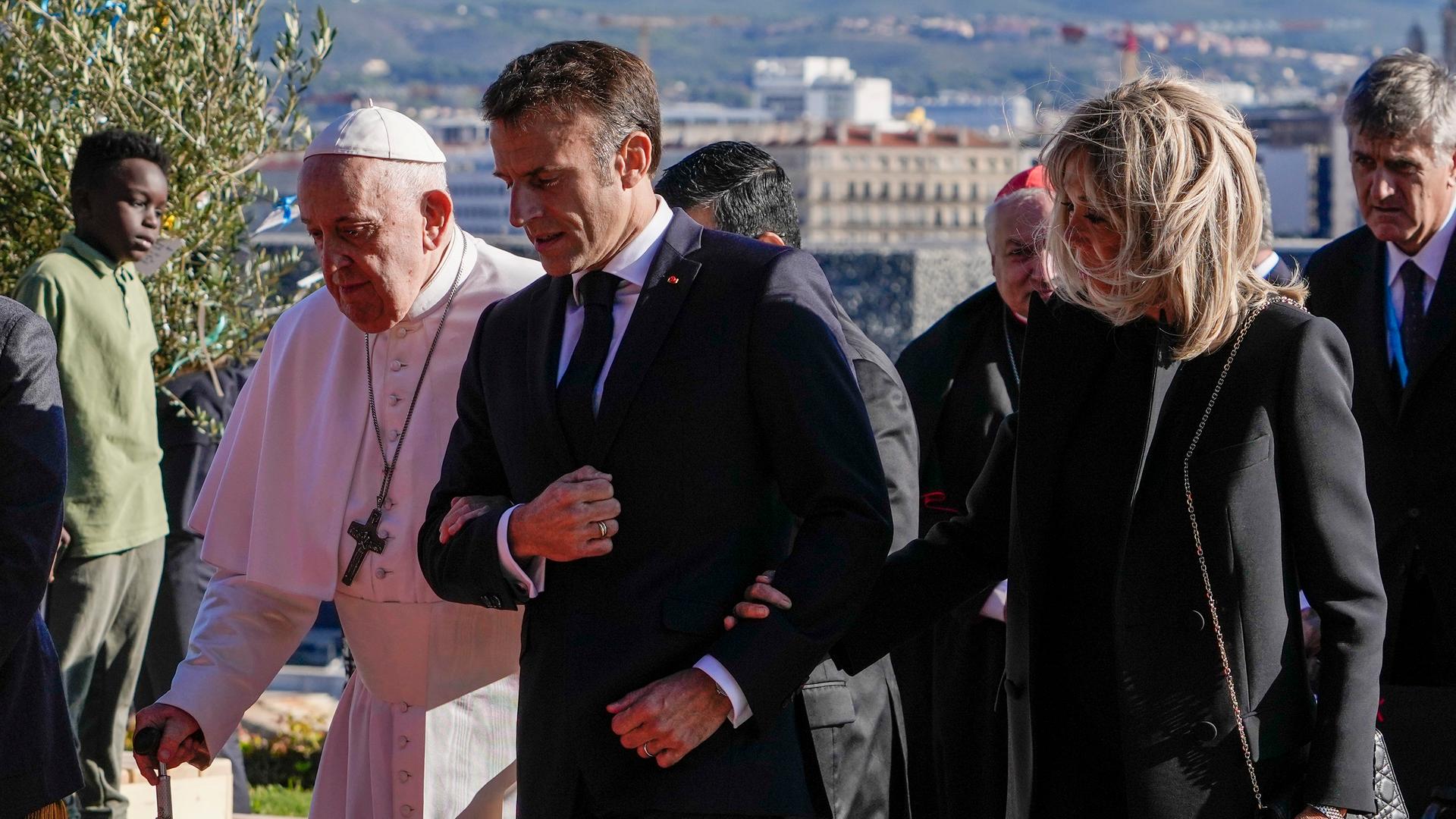 Marseille - Papst trifft sich mit Macron - Messe vor Zehntausenden am Nachmittag