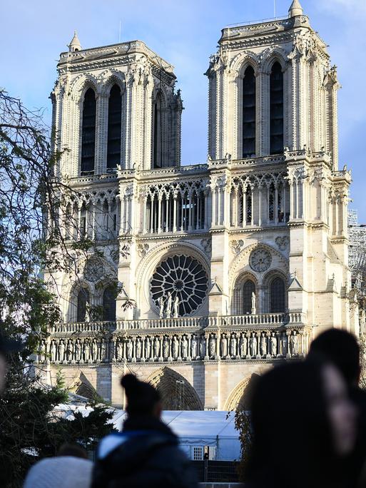 Die Wiedereröffnung von Notre Dame de Paris ist für das Wochenende vom 7. und 8. Dezember geplant.