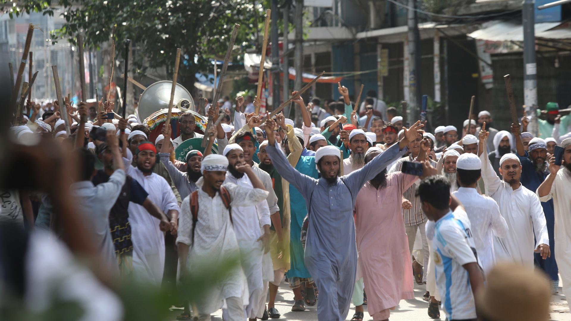 Proteste gegen Regierungschefin Sheikh Hasina Anfang August 2024 in Dhaka, Bangladesh