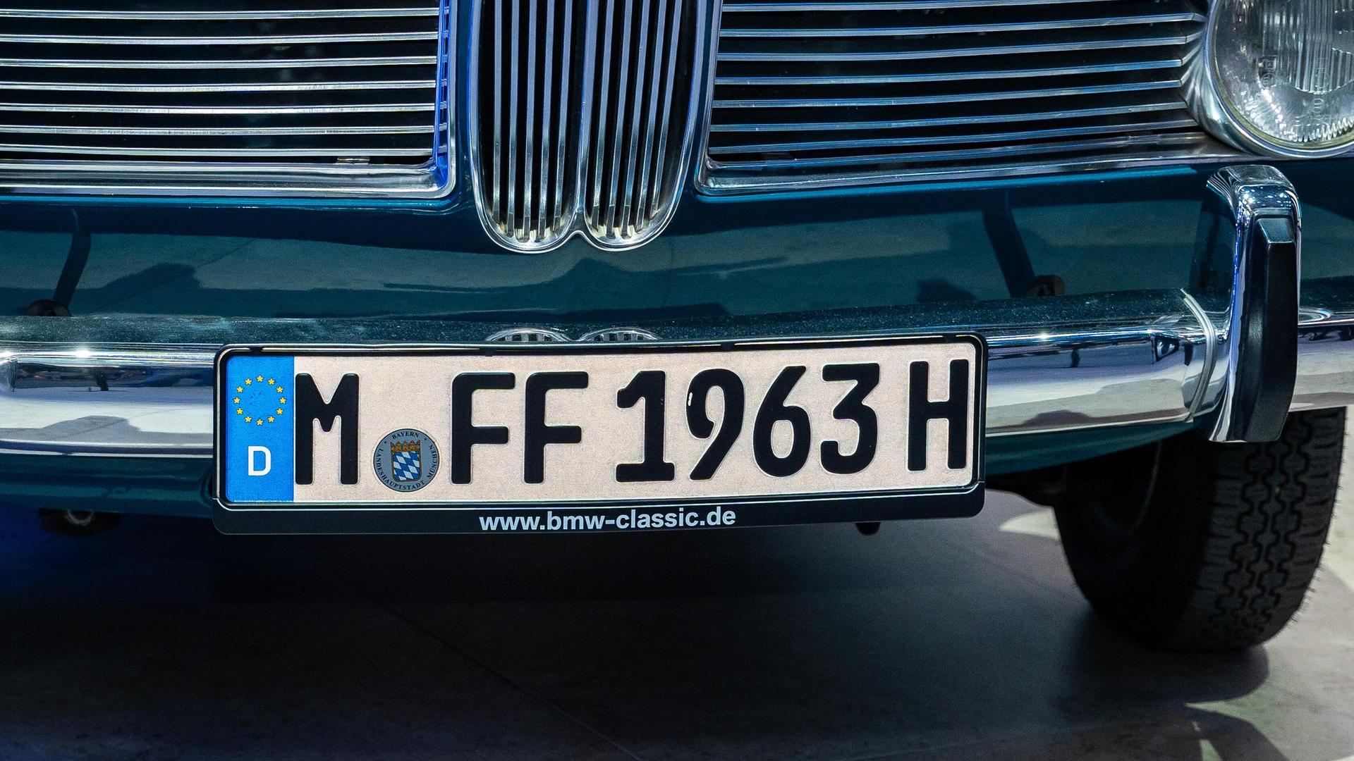 Der BMW 1500 aus dem Jahr 1963 wird auf der IAA Mobility als Klassiker präsentiert. 