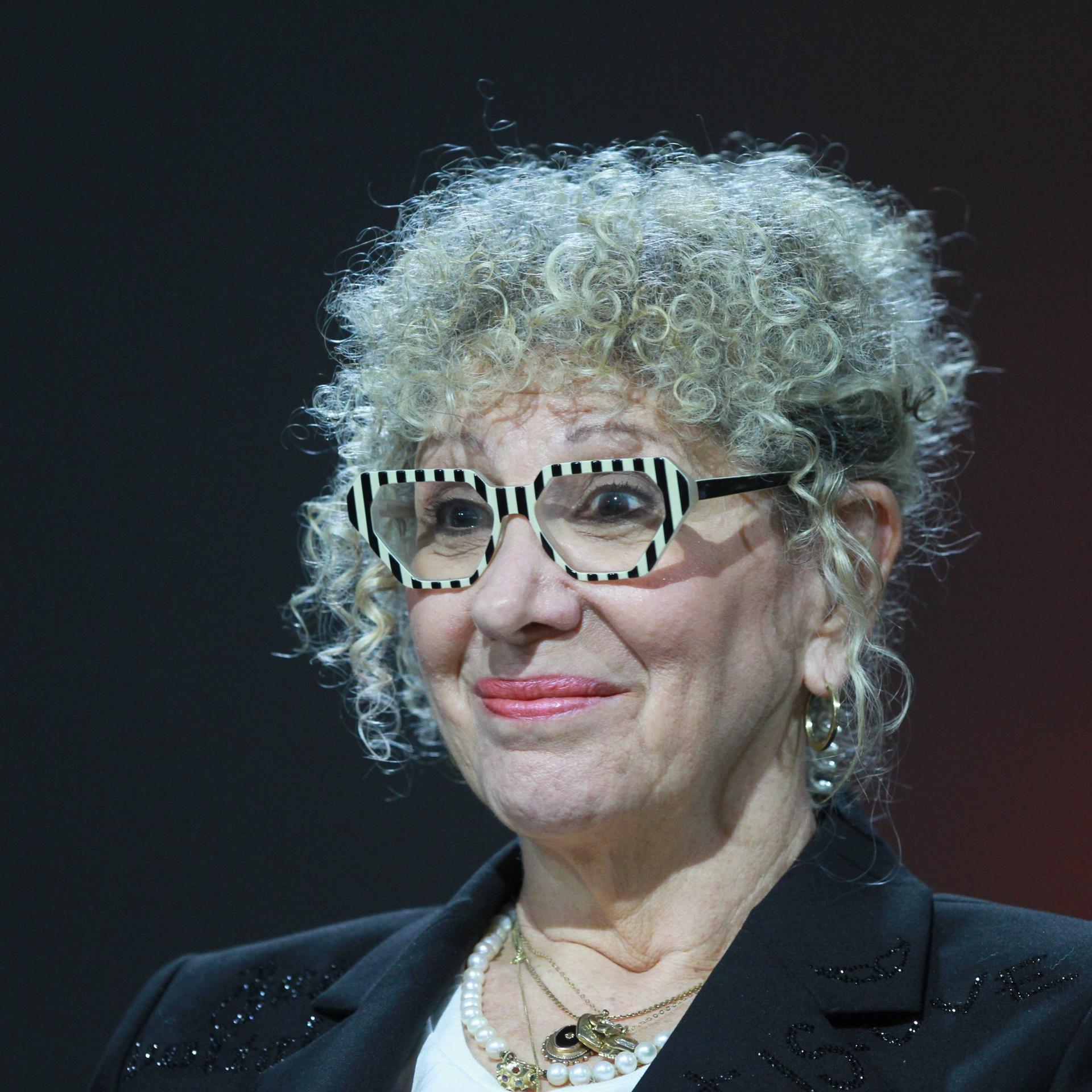 Lizzie Doron - Alltag spielen in Israel nach dem 7. Oktober