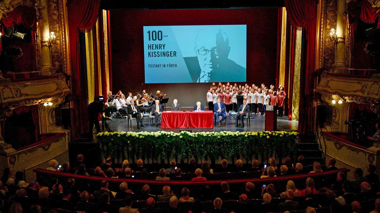 100. Geburtstag von Dr. Henry A. Kissinger am 20.06.2023 im Stadttheater in Fuerth. 