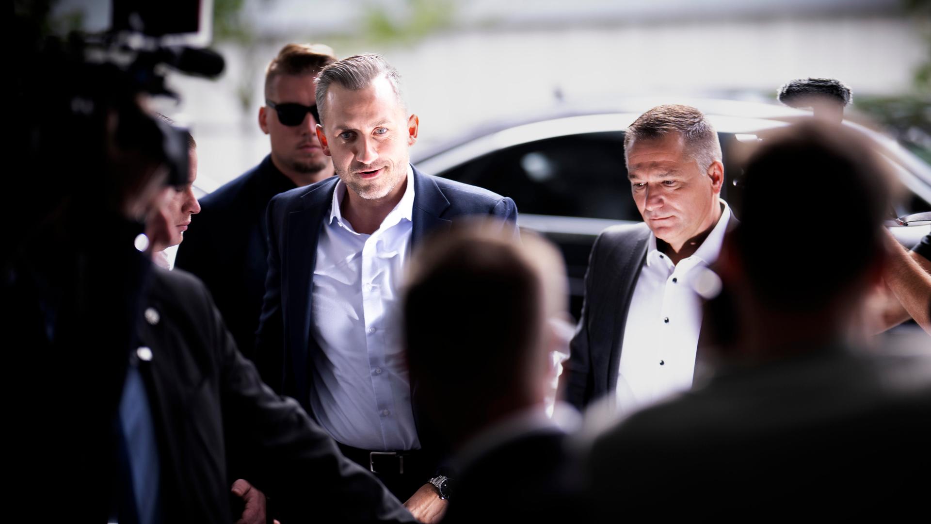 Ulrich Siegmund, AfD-Spitzenkandidat in Sachsen-Anhalt, auf dem Weg zur Bundespressekonferenz nach dem Wahlsieg der Partei.