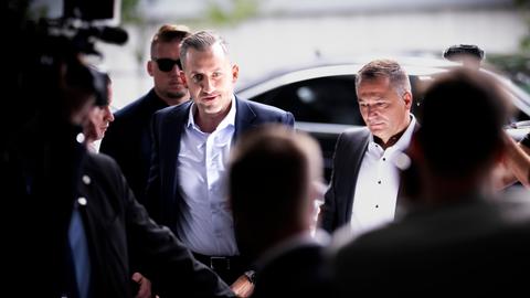 Ulrich Siegmund, AfD-Spitzenkandidat in Sachsen-Anhalt, auf dem Weg zur Bundespressekonferenz nach dem Wahlsieg der Partei.