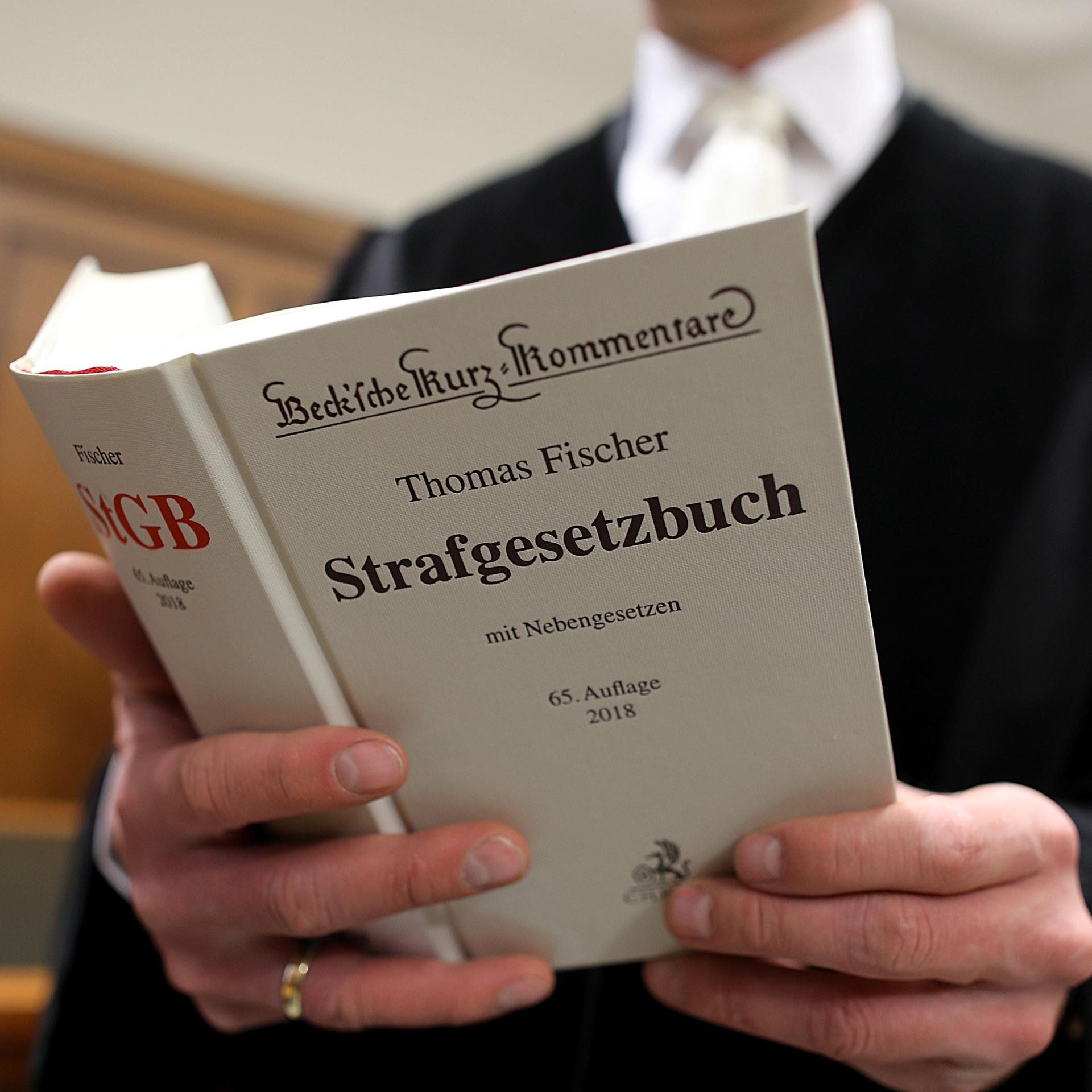 Gericht - Strafgesetzbuch
