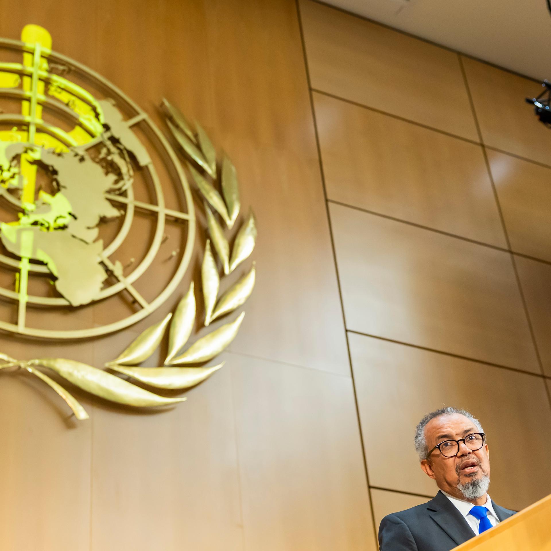 Tedros Adhanom Ghebreyesus, Generaldirektor der Weltgesundheitsorganisation (WHO), spricht während der Eröffnung der 79. Weltgesundheitsversammlung in Genf. 