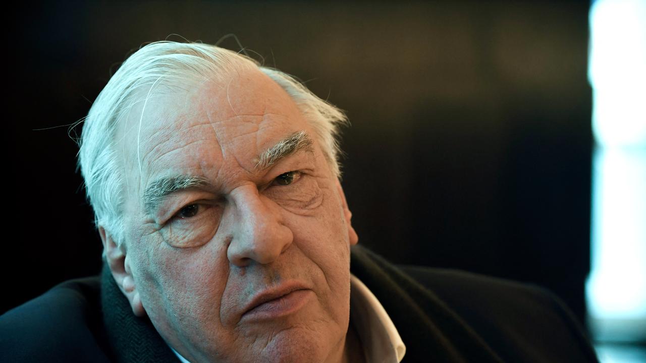 Der französische Schriftsteller Didier Decoin. Hier ein Bild von 2020.
      