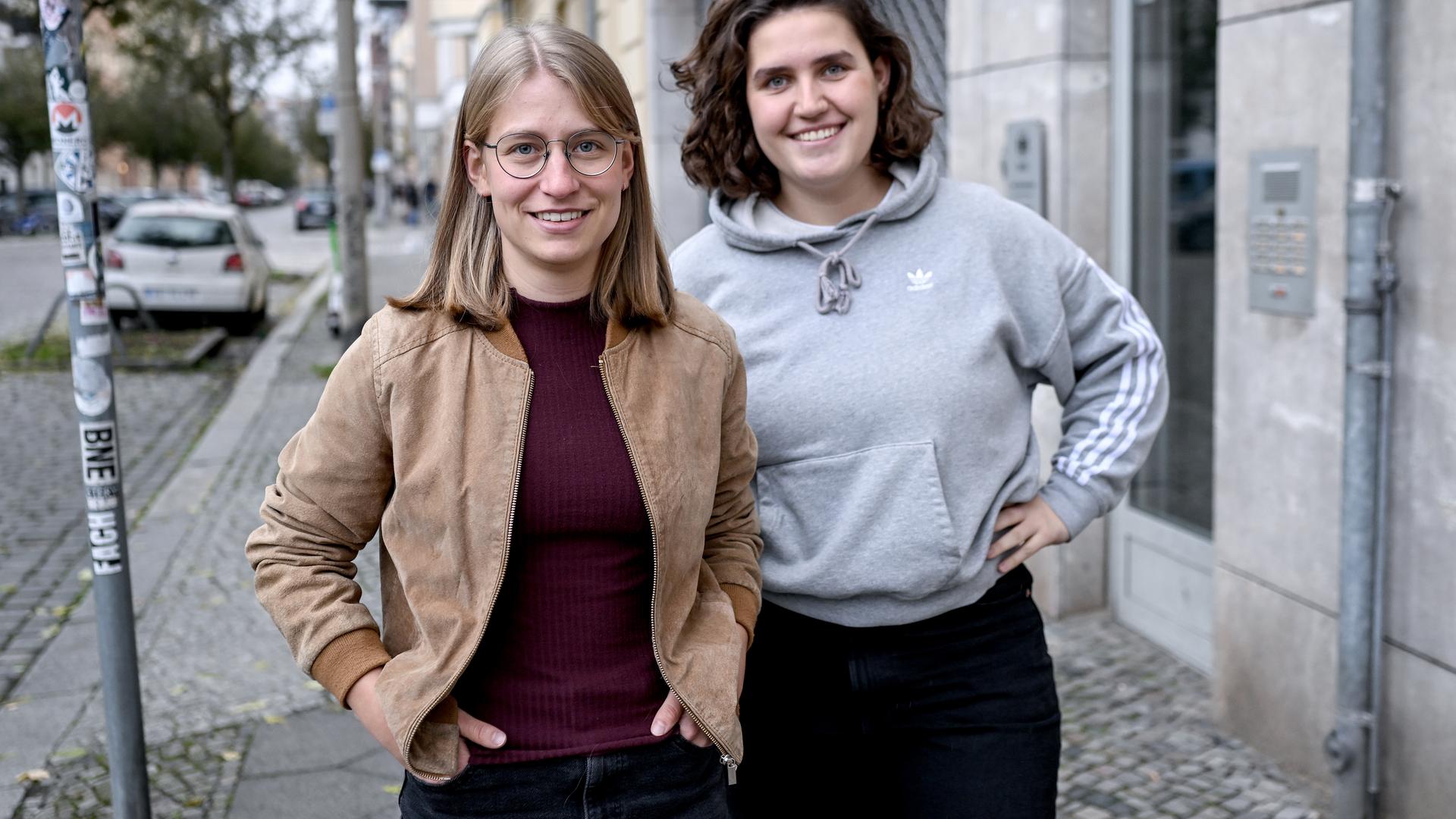 Svenja Appuhn und Katharina Stolla, Noch-Vorsitzende der Grünen Jugend.