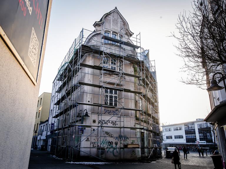 Ansichten zweier Schrottimmobilien in der Wattenscheider Innenstadt in Bochum am Freitag 19. Januar 2024. Ansichten zweier Schrottimmobilien in der Wattenscheider Innenstadt in Bochum am Freitag 19. Januar 2024.