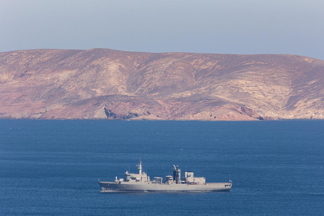 Ein Frontex Schiff vor der Küste Griechenlands bei der Insel Mykonos, 2021.