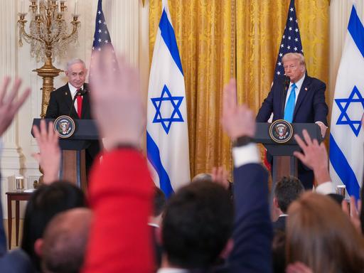 Ziemlich beste Freunde: Israels Premier Benjamin Netanjahu und US-Präsident Trump bei einer Pressekonferenz im Weißen Haus Anfang 2025. 