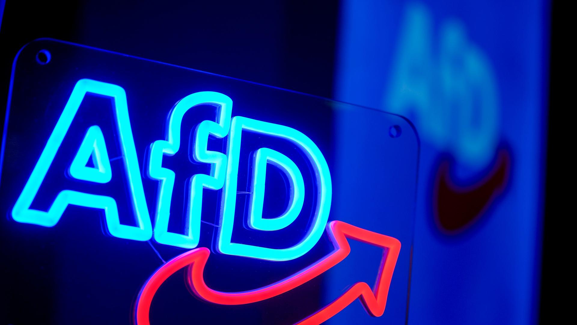 AfD Logo waehrend des 15. Bundesparteitag der AfD in der Grugahalle am 29. June 2024 in Essen, Deutschland.
