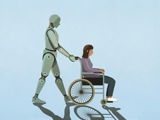 Ein Roboter schiebt eine pflegebedürftige Person in einem Rollstuhl.