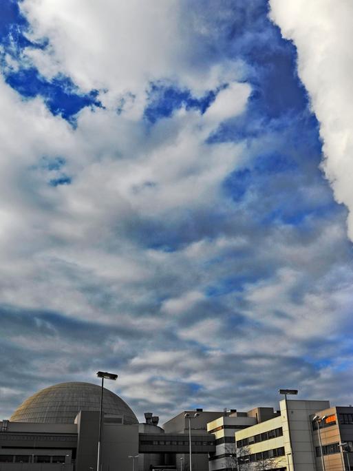 AKW Emsland in Lingen - eines der drei noch aktiven Atomkraftwerke in Deutschland
