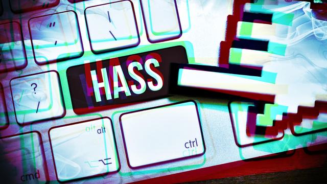 Eine Computertaste mit der Aufschrift Hass (Fotomontage)