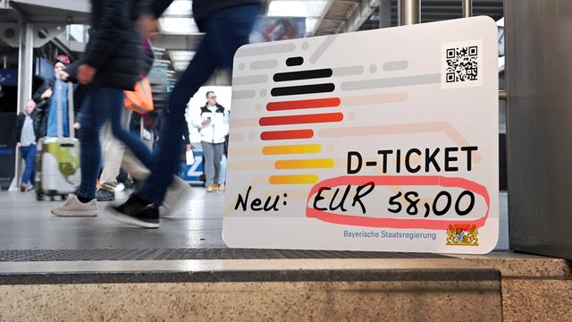 Der Preis für das Deutschland-Ticket steigt im Januar von 49 auf 58 Euro.