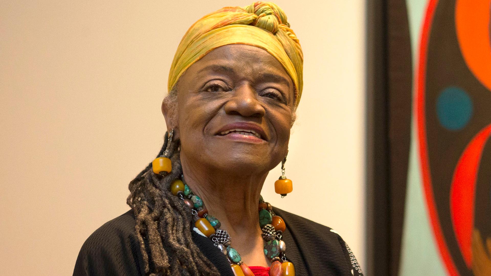 Faith Ringgold, Künstlerin, Autorin und Wegbereiterin für afro-amerikanische Künstlerinnen