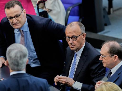 CDU-Chef Friedrich Merz im Bundestag nach der ersten gescheiterten Wahl zum Bundeskanzler.