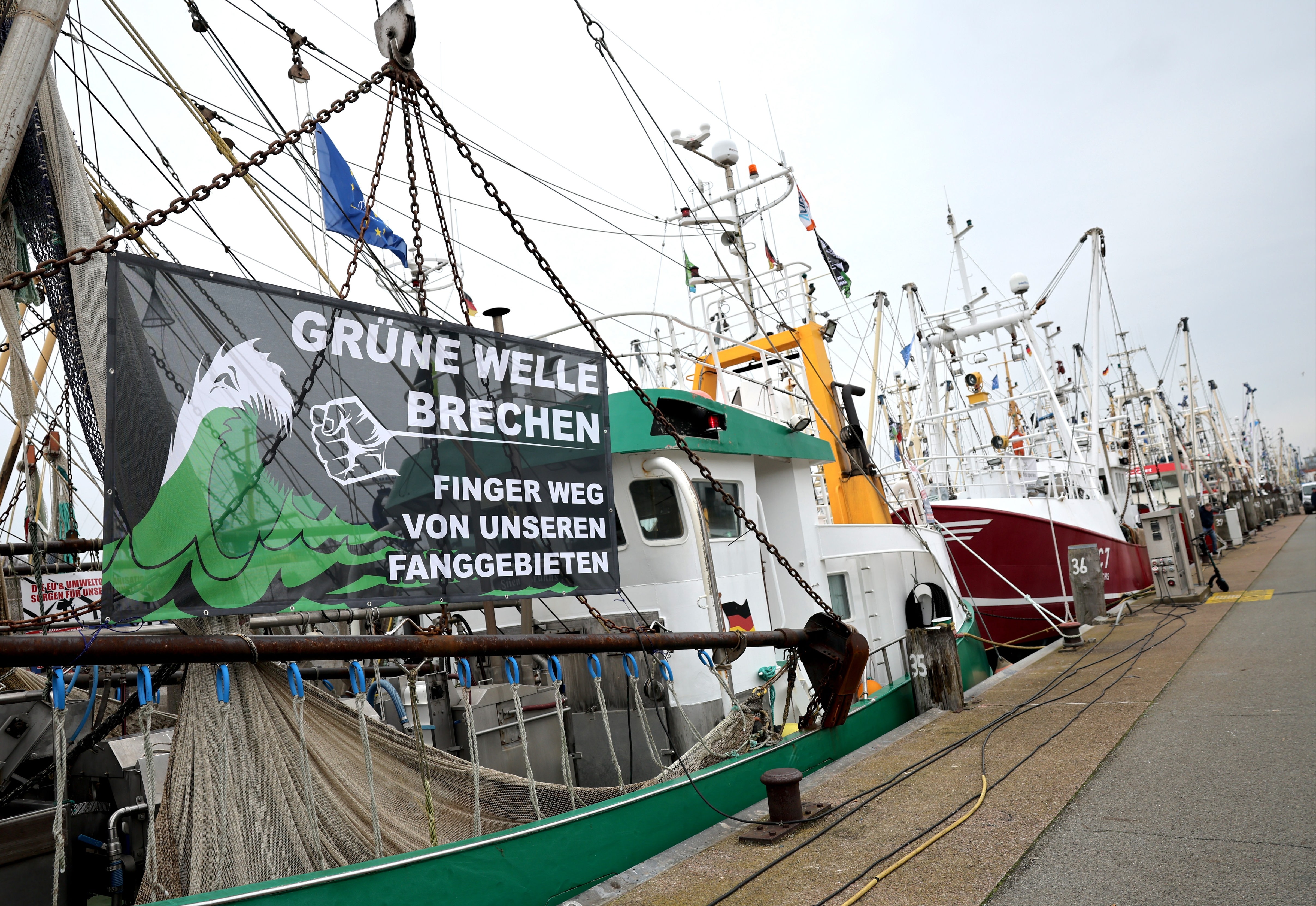 Büsum - Agrarministerkonferenz beginnt mit Protesten von Bauern und Fischern