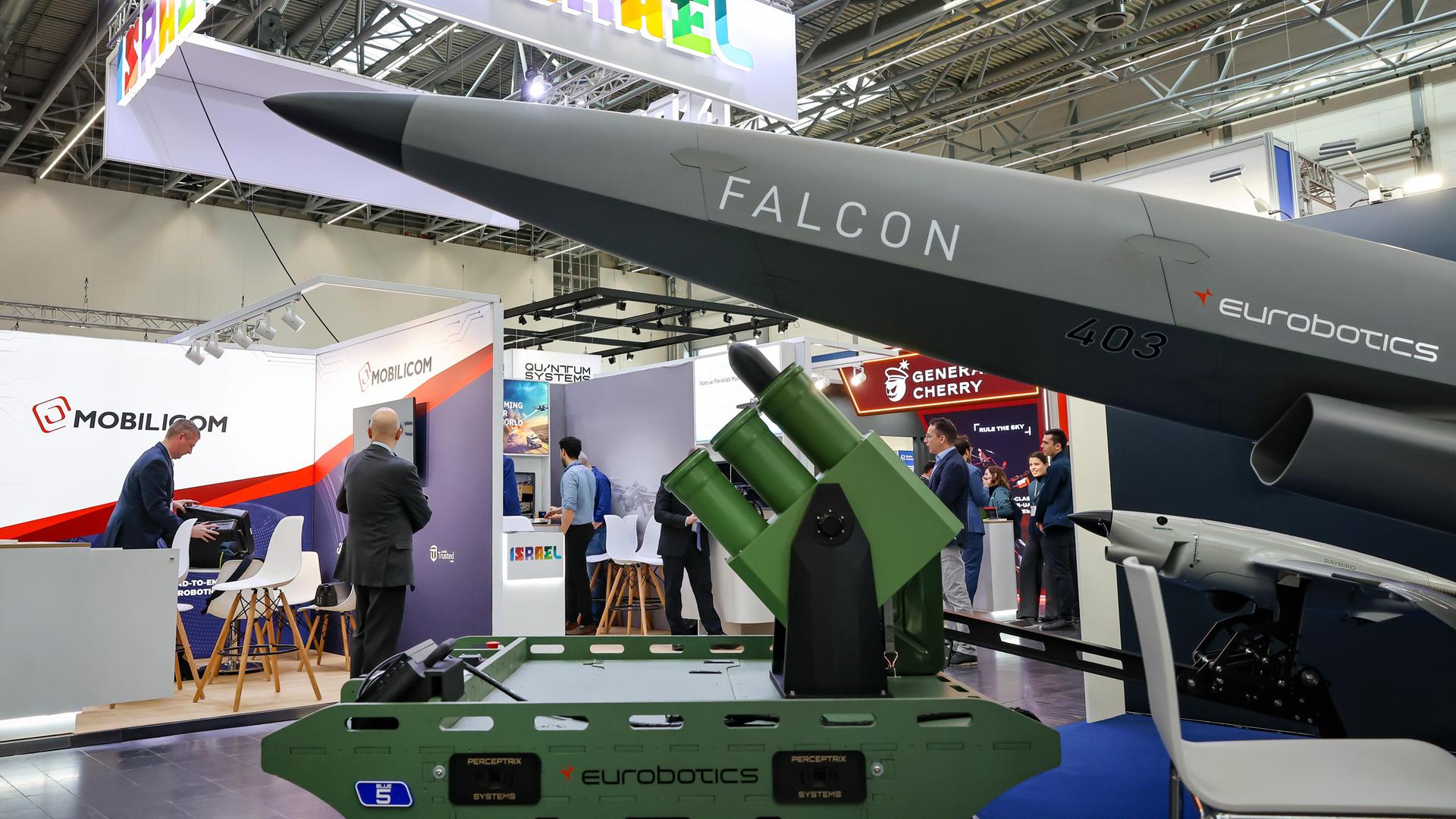 Die deutsche Firma EUROBOTICS mit einem Stand auf der Messe in Düsseldorf. 