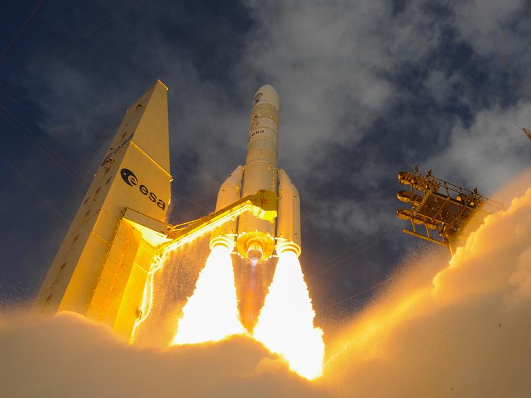 Lang ersehnter Erfolg am 9. Juli 2024: Zum ersten Mal hebt die Ariane-6 ab.