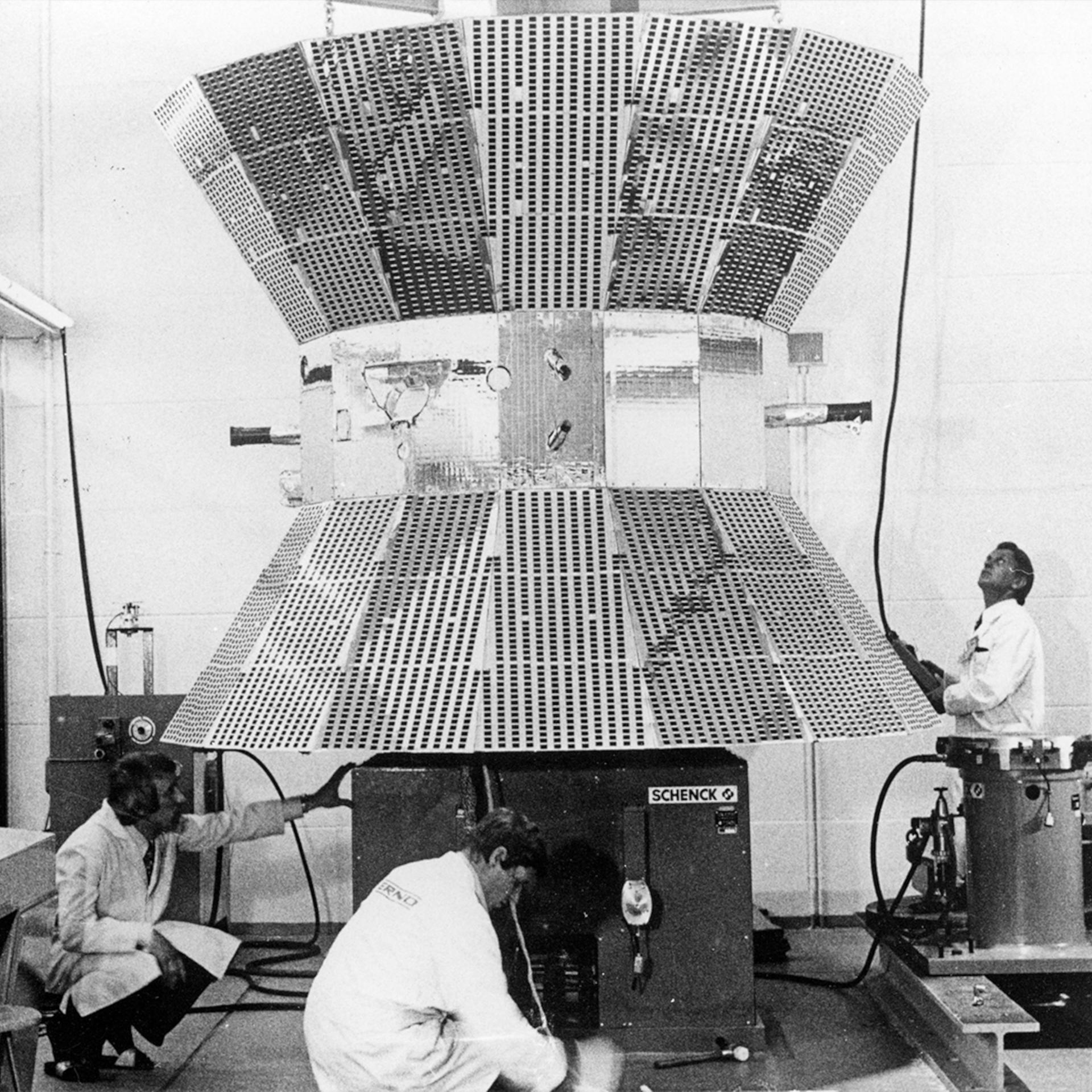 Raumsonden - Helios 2, die Garnrolle für die Sonnenforschung