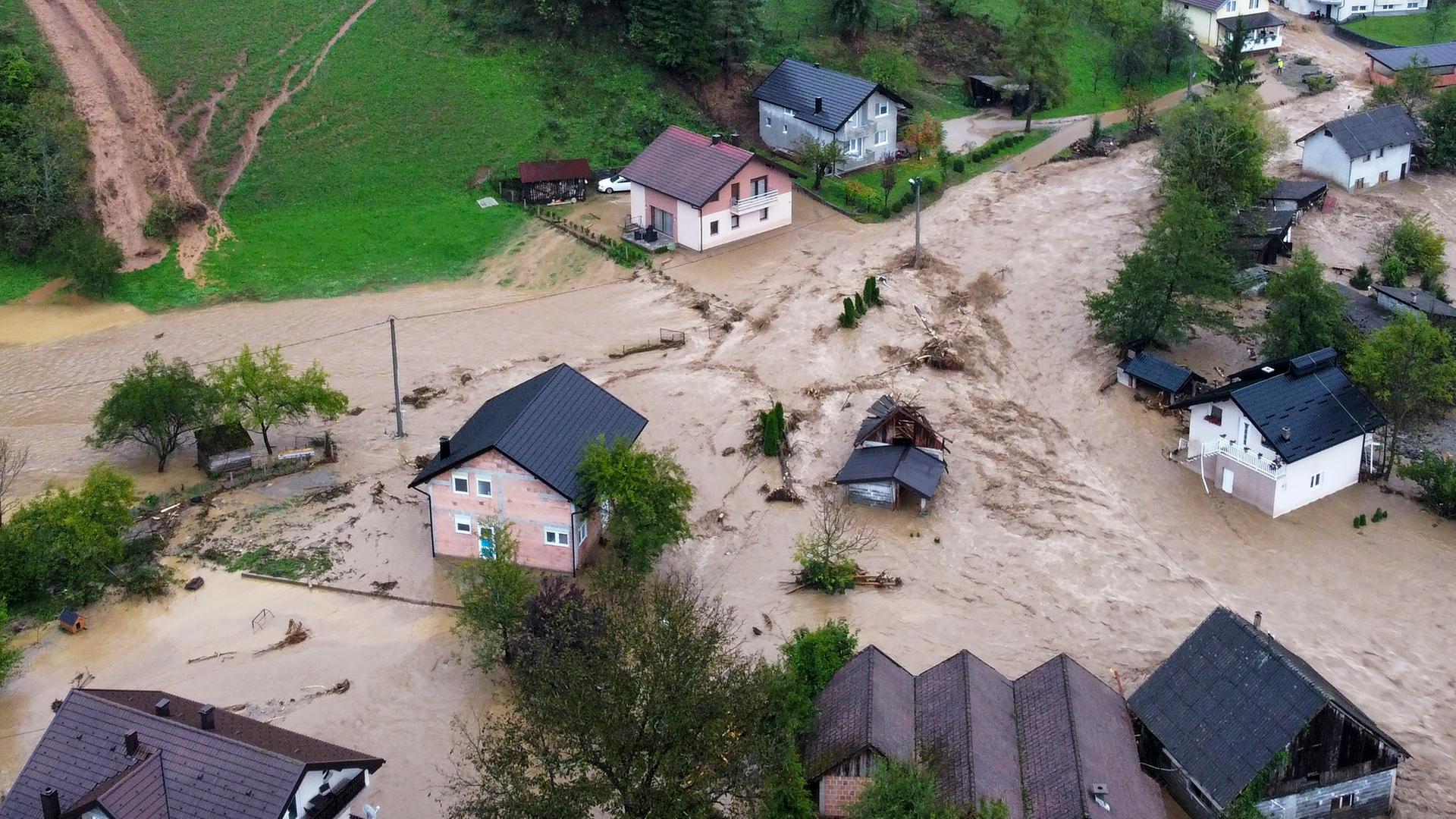 Überflutete Häuser in einem Dorf. Überflutete Häuser in einem Dorf.