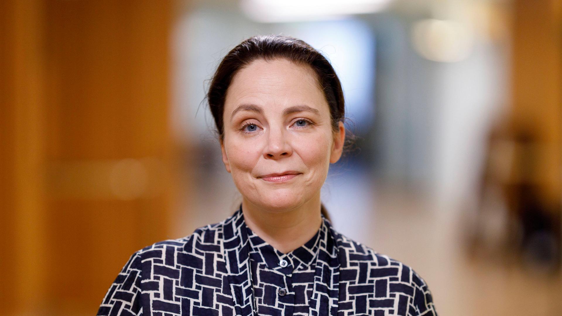 Thea Dorn im Portrait. Thea Dorn im Portrait.