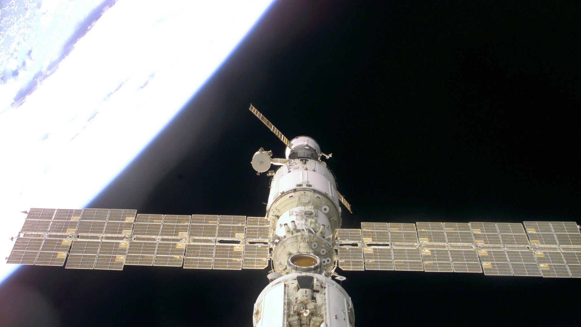 Blick auf die Internationale Raumstation ISS im Weltall (01.01.2019)