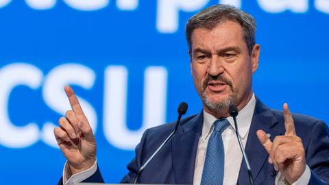 Markus Söder, Vorsitzender der CSU, spricht auf dem Parteitag der CSU. 