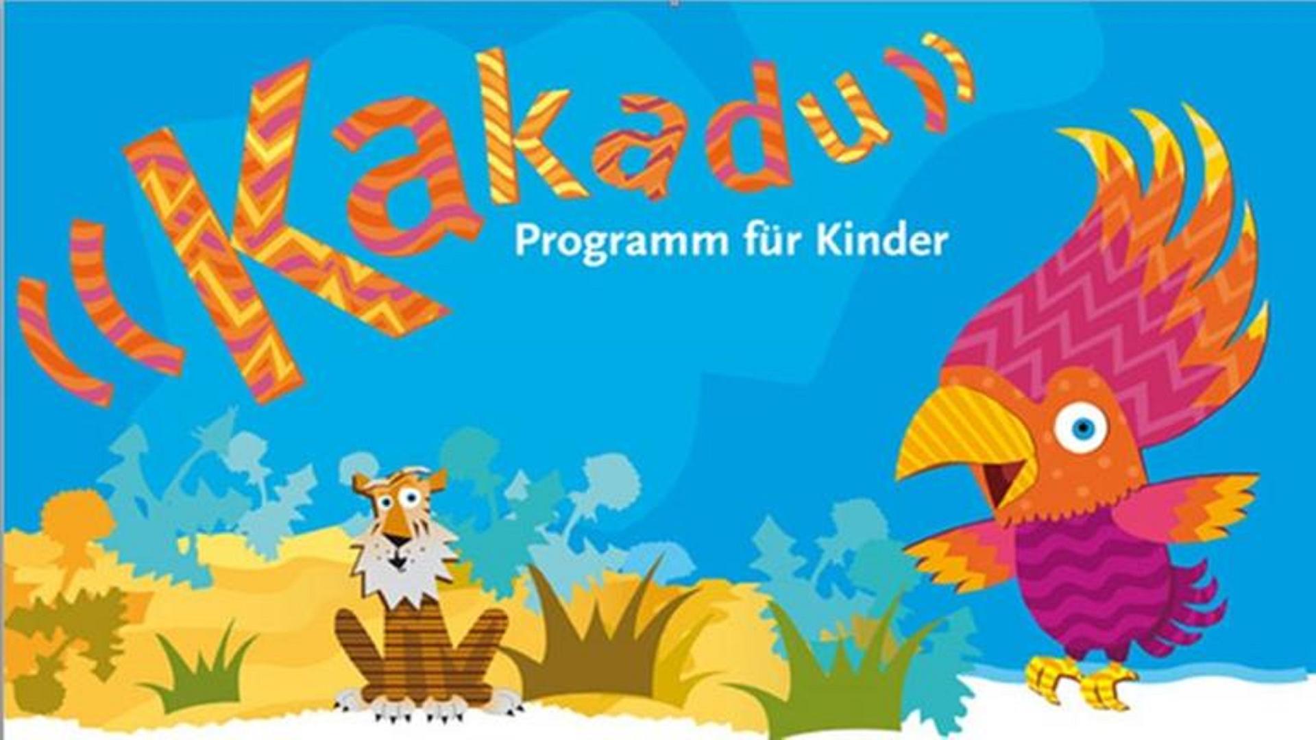 Das Kakadu-Logo. Unter einem Schriftzug "Kakadu" sind ein gezeichneter Tiger und ein Papagei zu sehen. 