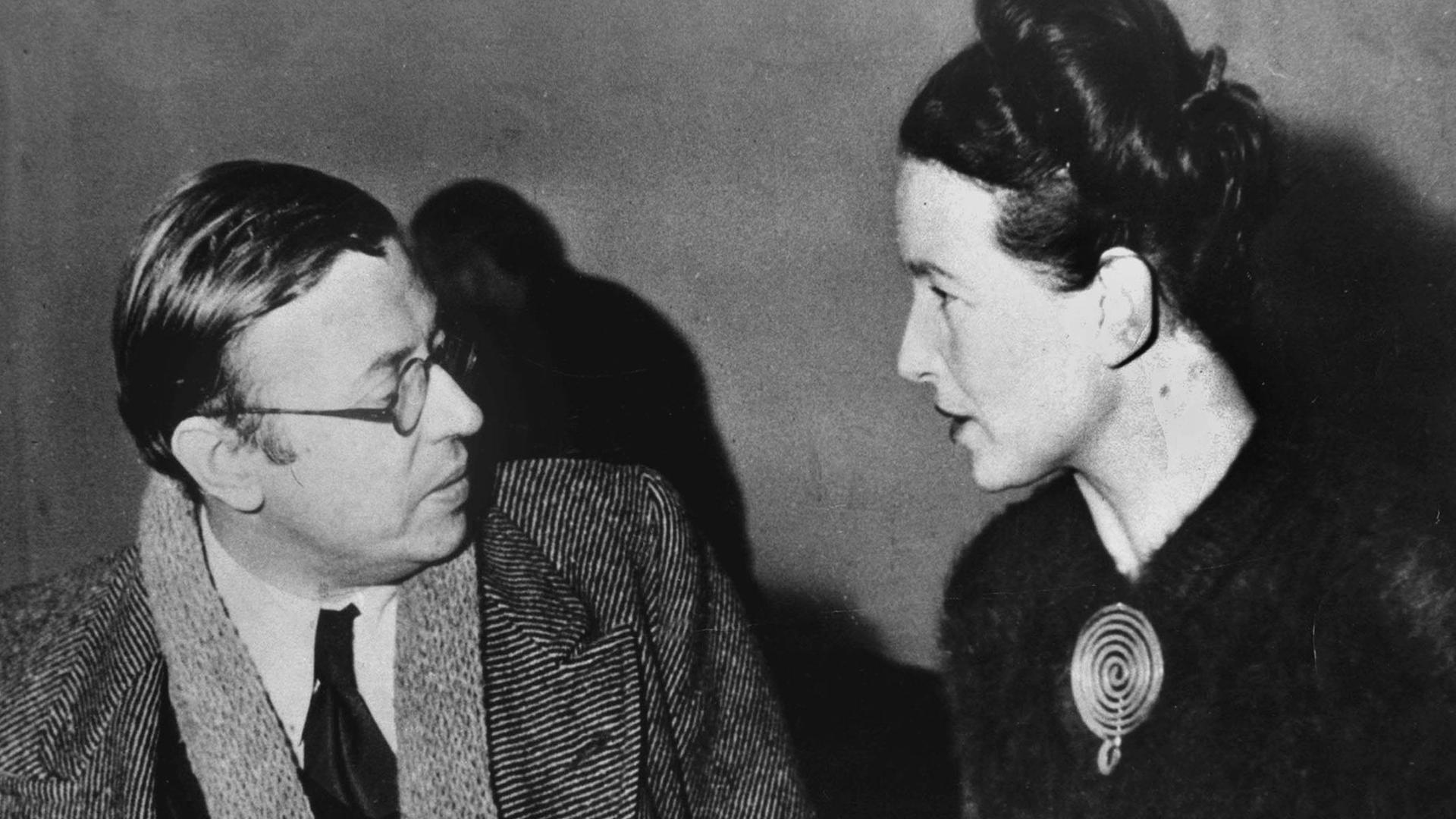 Jean Paul Sartre und Simone de Beauvoir um 1945.