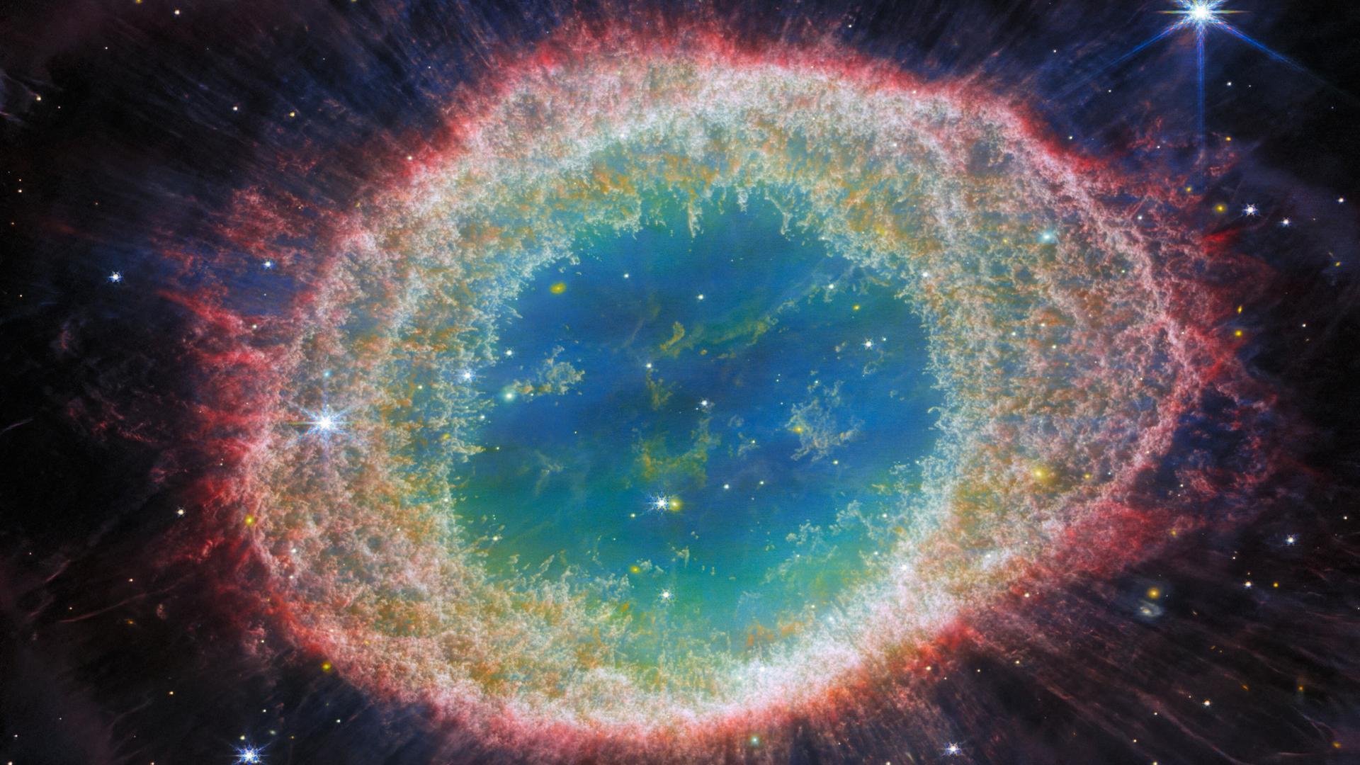 Ein in allen Farben schimmernde Weltraum-Aufnahme eines planetarischen Nebels