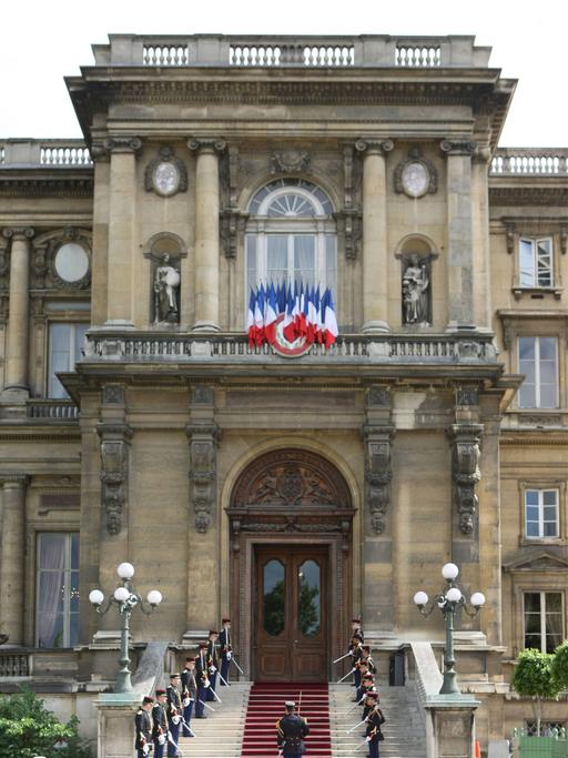 Fassade des Außenministeriums in Paris