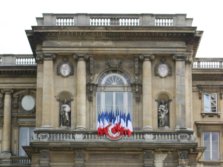 Fassade des Außenministeriums in Paris