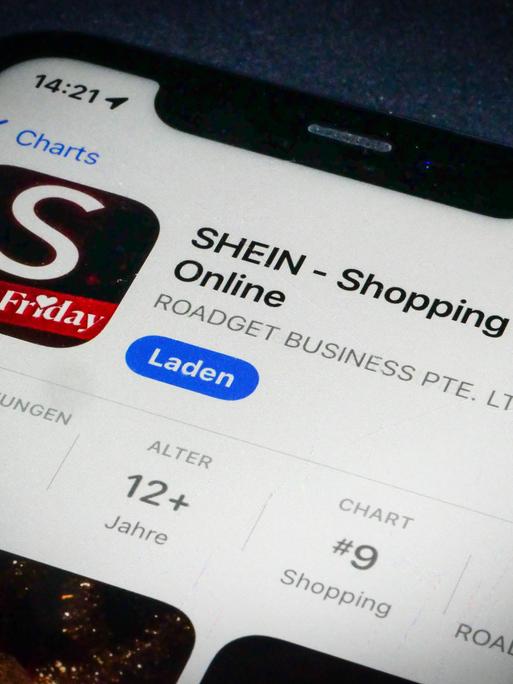 App des Online-Shopping-Unternehmens Shein auf einem Smartphone