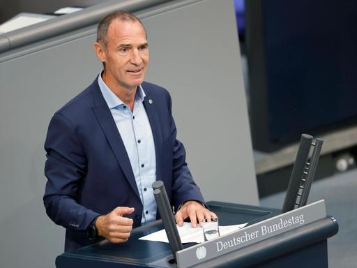 Frank Ullrich in der 52. Sitzung des Deutschen Bundestages im Reichstagsgebäude. Berlin, 09.09.2022.