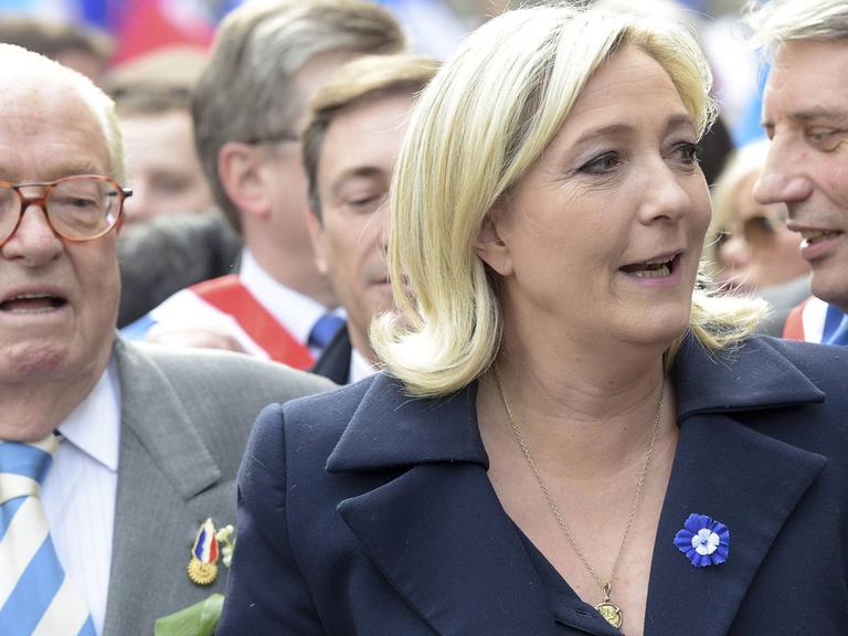Jean Marie Le Pen und Marine Le Pen bei einer Demo des Front National am 1. Mai 2014 in Paris