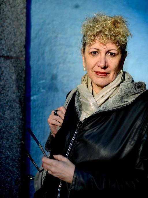 Porträt der israelischen Schriftstellerin Lizzie Doron.