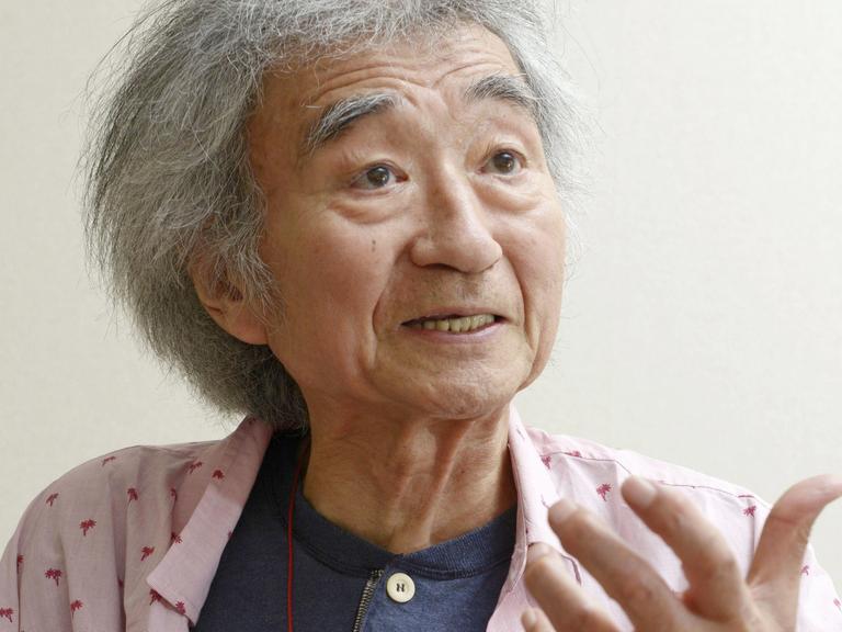 Der japanische Dirigent Seiji Ozawa Der japanische Dirigent Seiji Ozawa