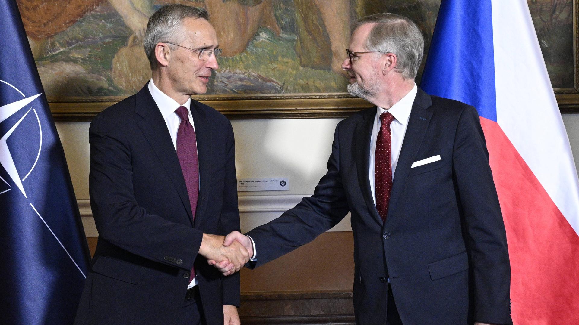 Der tschechische Premier Petr Fiala (re.) und NATO-Generalsekretär Jens Stoltenberg.