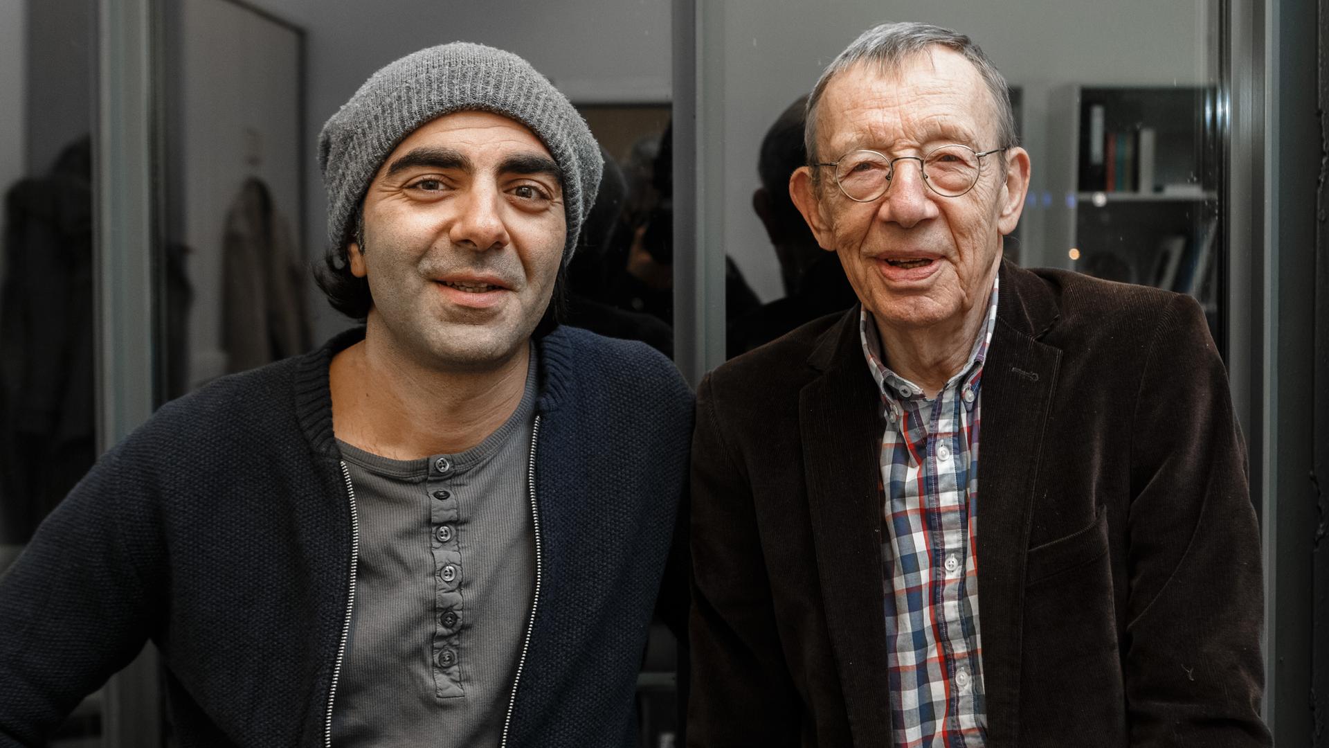 Die Filmemacher Fatih Akin und Hark Bohm posieren für ein Porträt 