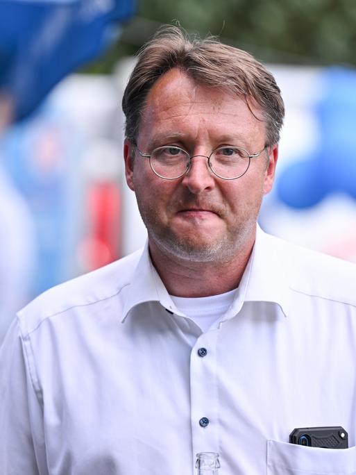 Landrat Robert Sesselmann (AfD) nach der gewonnen Stichwahl in Sonneberg