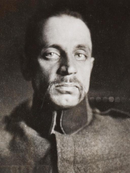 Historisches schwarzweiß Portrait von Rilke